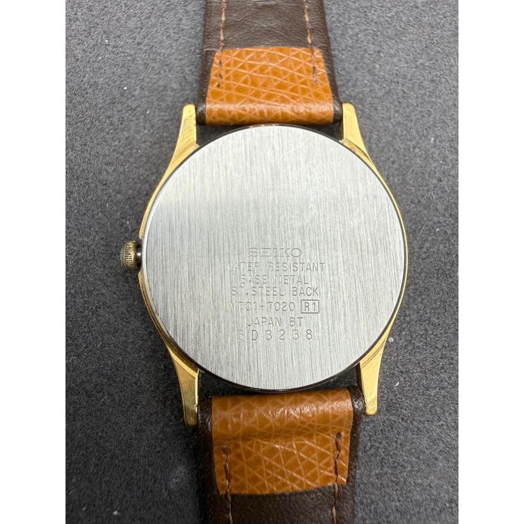 Used Working Condition SEIKO QUARTZ Gold Dial Wristwatch