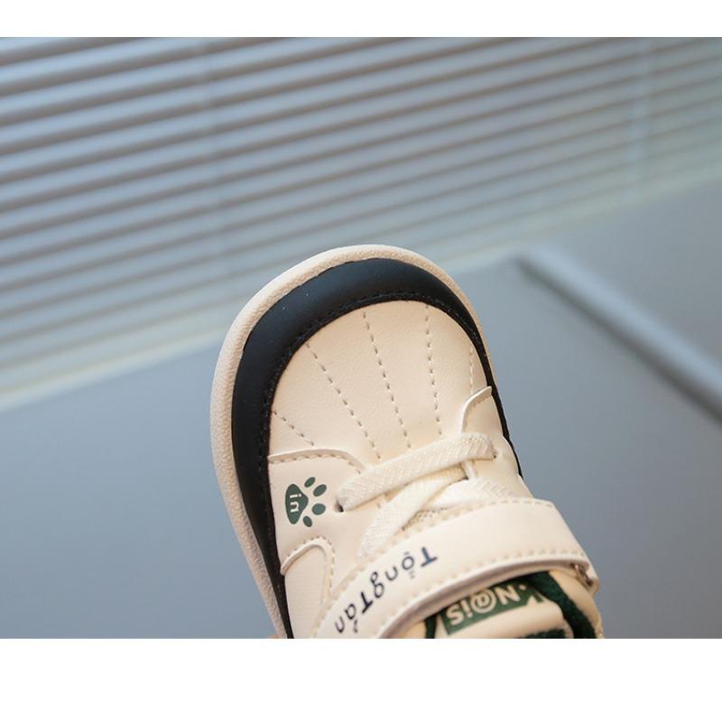 Popolari nuove scarpe traspiranti per bambini scarpe per neonati e bambini piccoli antiscivolo cartone animato supporto medio scarpe sportive moda