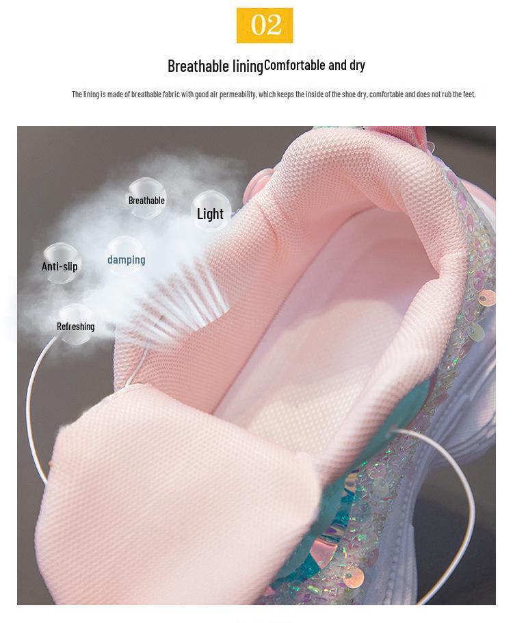 Girls' Cartoon Kuromi Light-Up Sneakers with Soft Sole (2024 Autumn)