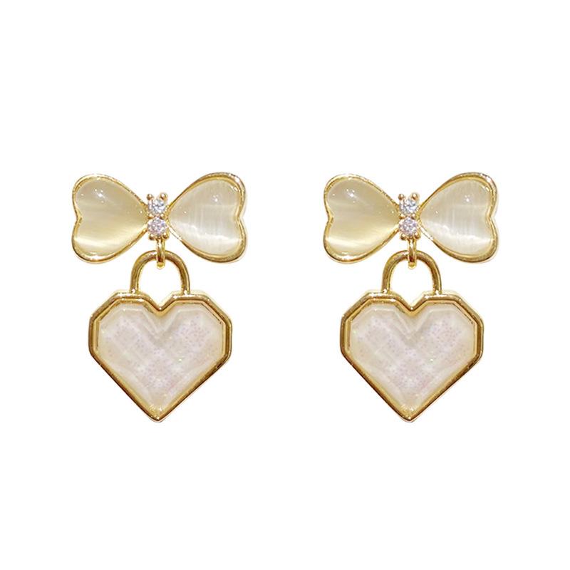 Korean Minority Design Senior Crystal Bow Love Earrings New Fashion Fashion Exquisite Versatile Earrings Wholesale Manufacturers