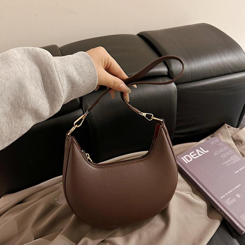 Moon Shaped Baseball Bag High-end Scratch-resistant Single Shoulder Bag for Women Shopping Gathering Weekend Trip