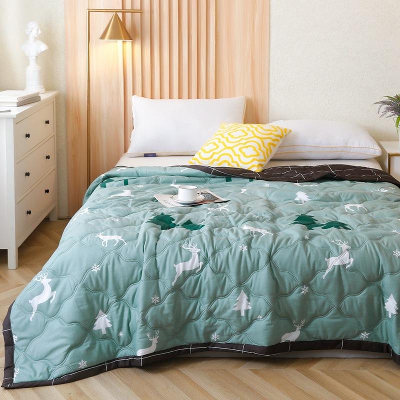 Summer Thin Quilt Comforter Soft Air Conditioning Four-season Quilt/Duvet/Blanket Bed Duvets 150 Single Bed Quilt Bedspreads