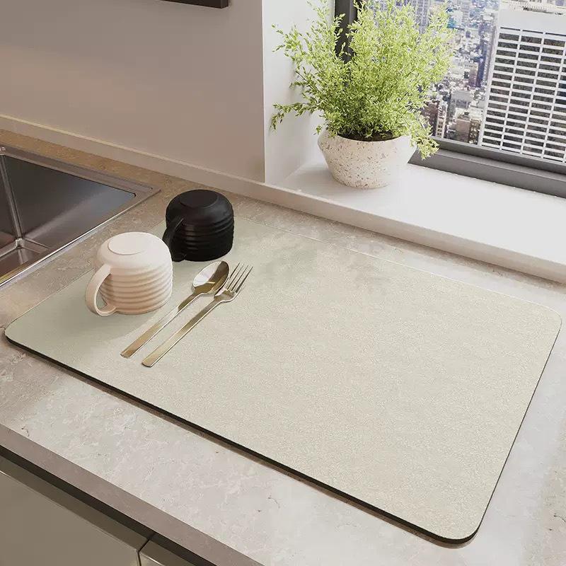 New Customizable Non-Slip Absorbent Kitchen Drying Mat for Cups, Plates, and Bowls