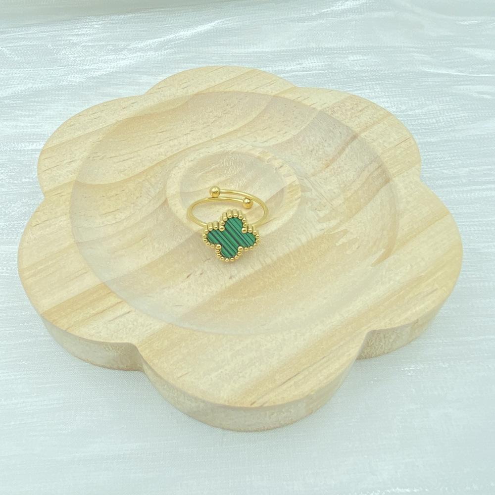 Anillo de Trébol de Cuatro Hojas de Moda de 13 mm Acero de Titanio Dulce Anillo Abierto de Trébol de Cuatro Hojas para Mujer