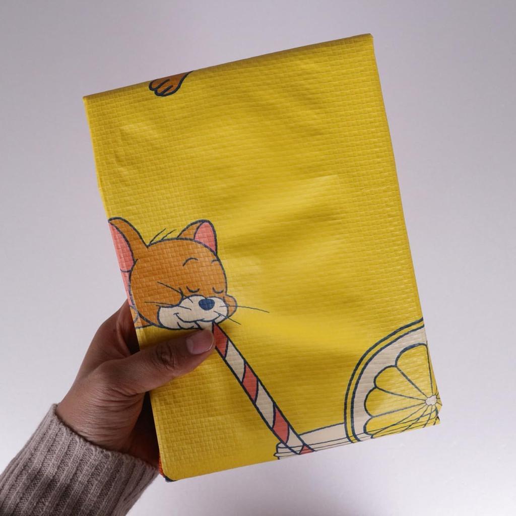 Marushin Picnic Medium Tom and Jerry Happy Lunchtime for for Perfect for Field Trips and Sports Suitable for Girls and Boys Blanket, Size, Design, 2-3