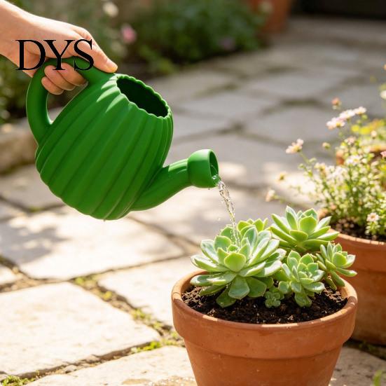 Minimalist Home Garden Decor Cute Cactus Watering Can, Shower Head Plastic Creative Gardening Equipment Pot, Small Can for Houseplants, Indoor Flowers