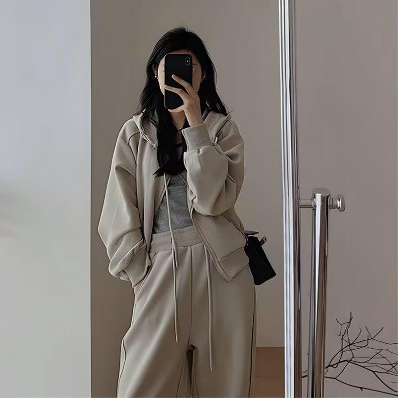 Women's Hong Kong Style Autumn-Winter Casual Sweatshirt & Wide-Leg Pants Set - Age-Reducing, Slimming, Hooded Two-Piece for Running