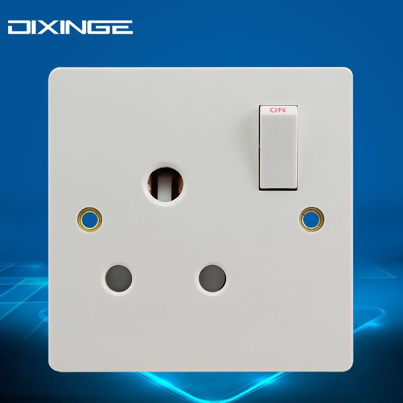 86 Type UK Standard Square Bakelite Wall Socket with Switch, 13A British Three-Pin