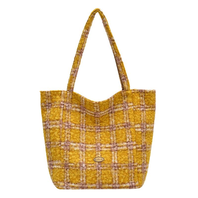 New Autumn Winter Fluffy Tote Crossbody Bag Fashi Plaid Textured Casual Shoulder Bag Large Capacity Casual Simple Storage Bag