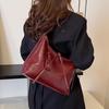 Einfache weiche Ledertextur Achseltasche Damen neue Retro-Stil Handtasche große Kapazität lässige Messenger-Schultertasche