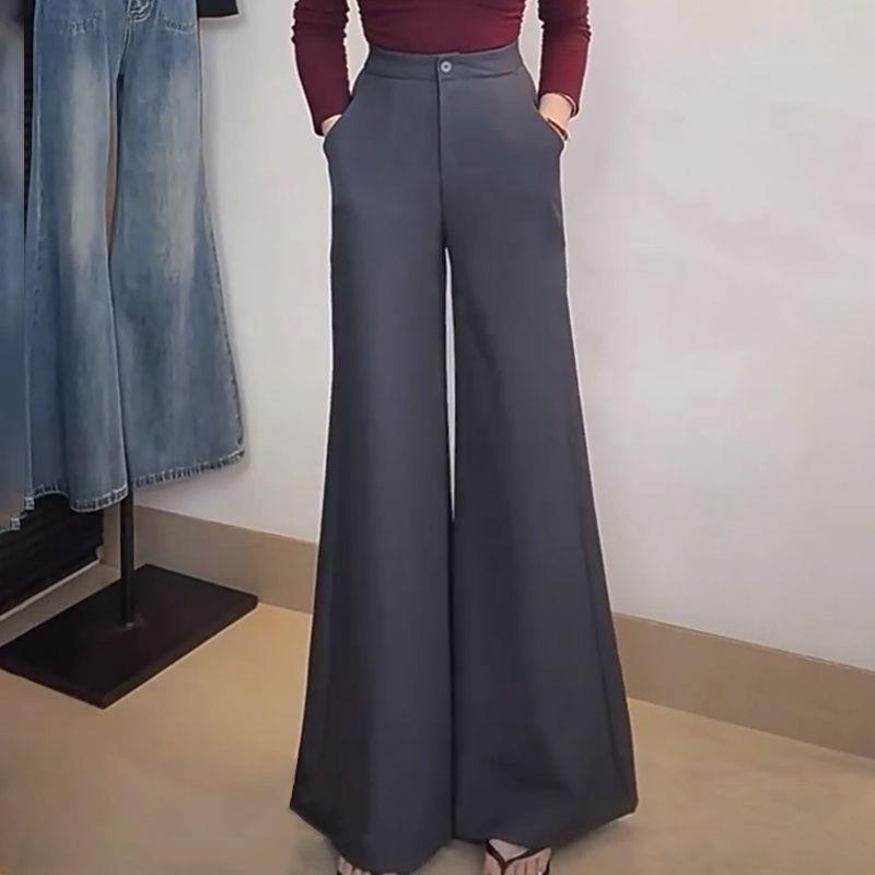 Tummy-Flattering High-Waist Micro-Flare Pants M