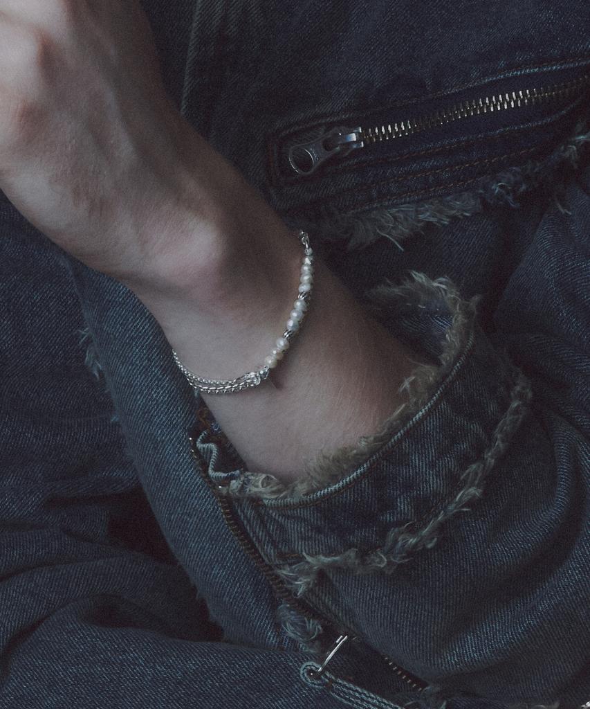 Thestillroom [Silver] #B2518 Pearl Half Bracelet