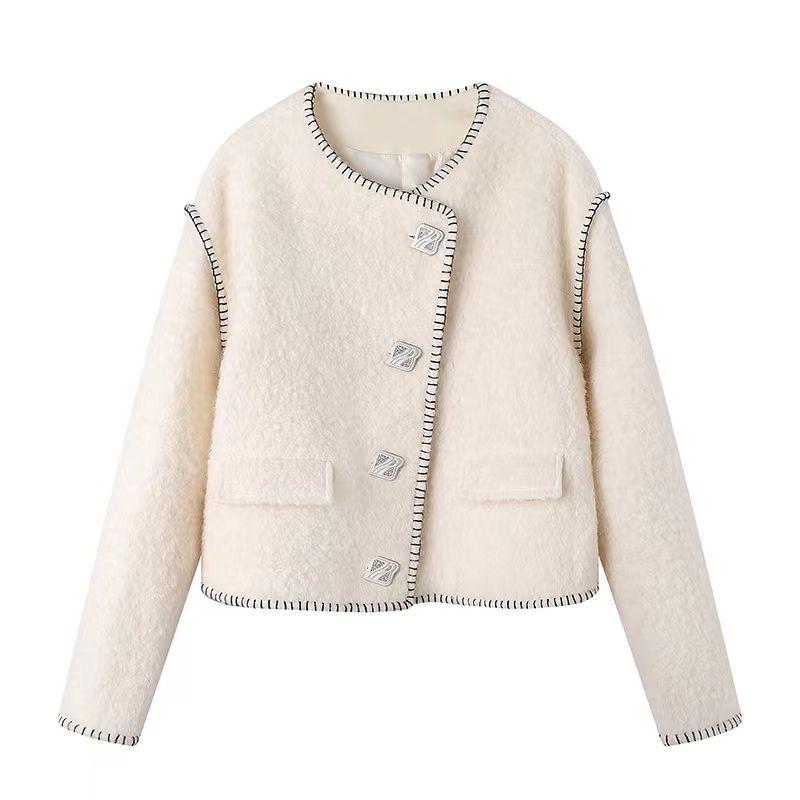 Rui Jian Ai Wei Women's Autumn Collection: Beige Gentle Style with Decorative Trim