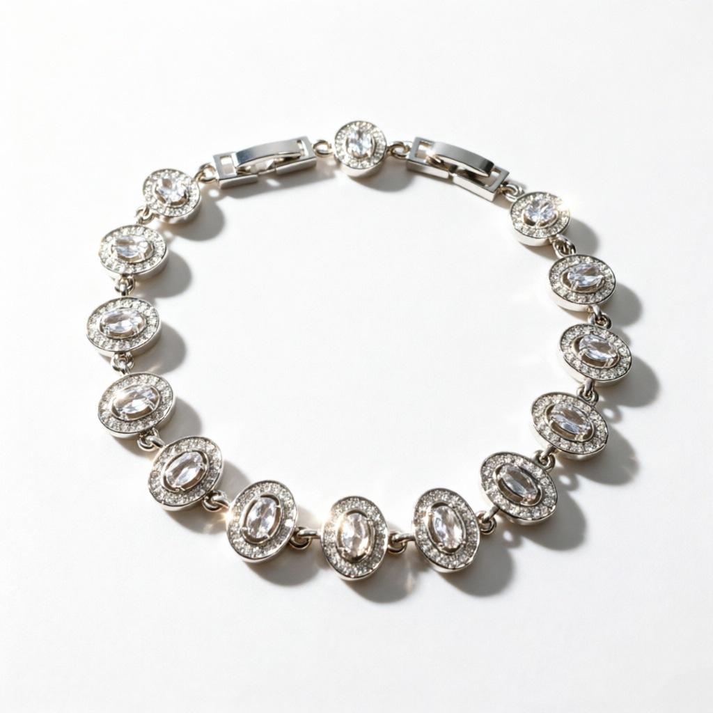 Korean Version of Fashionable Fresh and Sweet Geometric Zircon Bracelet Women's Niche Versatile Accessories Exquisite Design Jewelry 2026