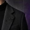 Men Skull Pin Brooch, Safety Brooch with Lock Design, 3D Cool Jewelry Carving Halloween Punk Accessory for Jackets Lapels Backpacks Gift
