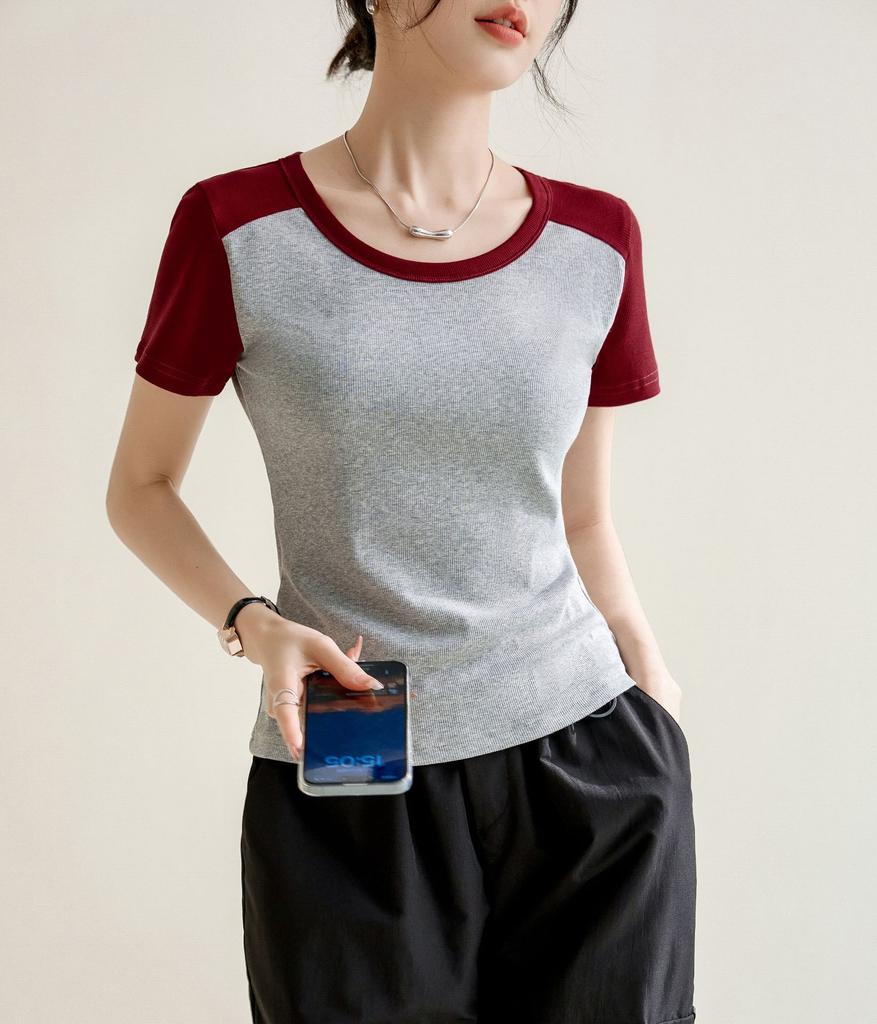 Cool Rundhalsad Smal Bomulls-T-shirt med Gängad Kontrastfärg för Kvinnor 2024 Vår och Sommar Ny Högelastisk Inre Smal Topp