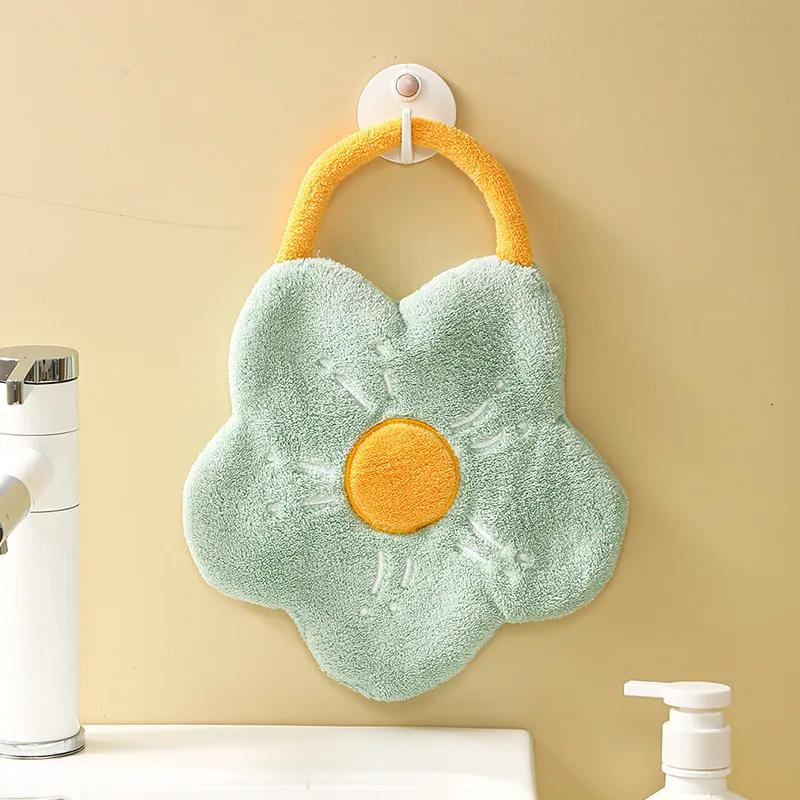 Quick Dry Hand Towels Coral Fleece Wipe Handkerchief Kitchen Bathroom Absorbent Dishcloth Cleaning Cloth Creative Flower Shape