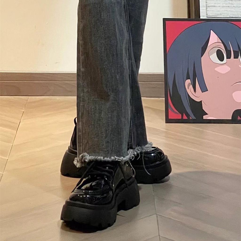 Tjock klack tjock sula svart snörning brittisk stil retro små läderskor dam koreansk version enskilda skor 2025 höst ny trend