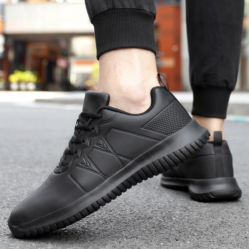 Chef's Shoes Four Seasons Couples Casual Light Non-slip Oil-proof Waterproof Work Shoes Men and Women Plus Size Chef Work Shoes