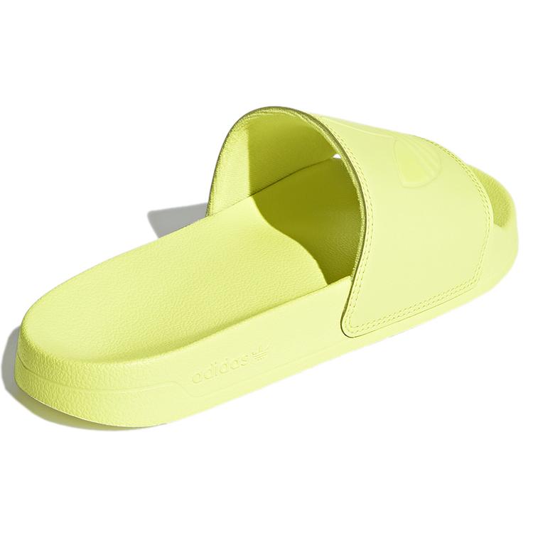 adidas Originals ADILETTE LITE Slip Resistant Slip Resistant Slide Slippers Unisex Yellow (Unisex) Slide Slippers GX8889