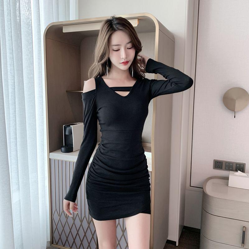 Early Spring Sexy Off-shoulder Long-sleeve Dress for Women, Designed Slim Stretch Versatile Unique Pencil Skirt