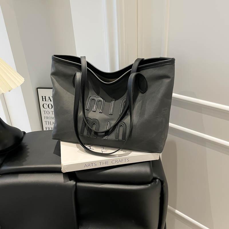 Casual Office Tote Bag For Women With Pu Material And Large Capacity For Daily Commute