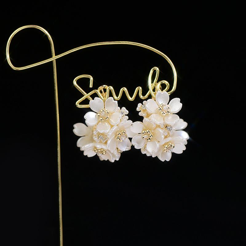 Statement Shell Flower Hoop Earrings Personality  New White Pendientes Mujer