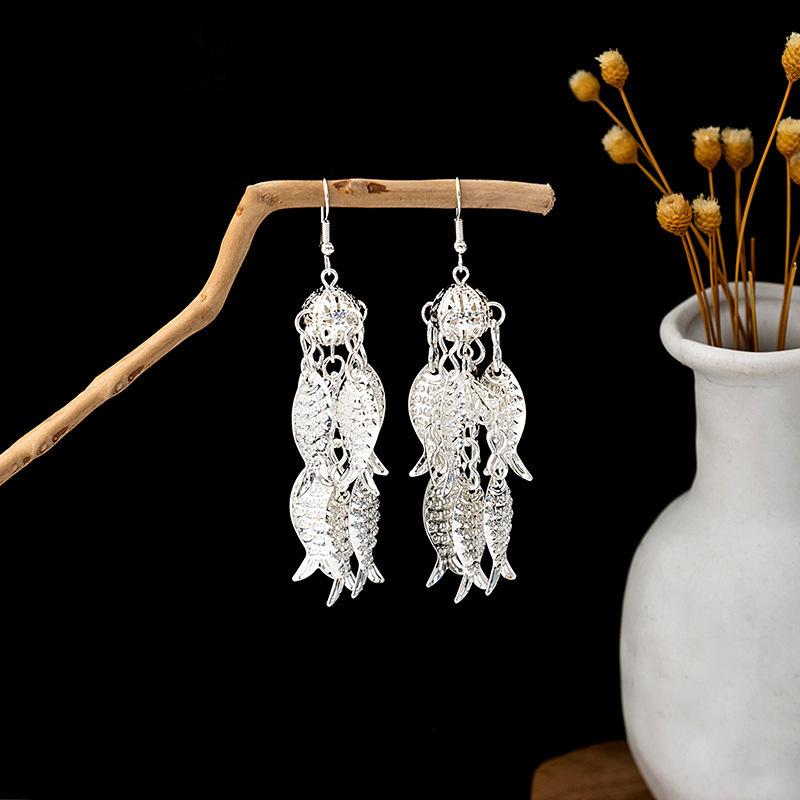 Vintage Miao Silver Minority Wind Earrings Personalized Bohemian Style Flower Long Fringed Earrings