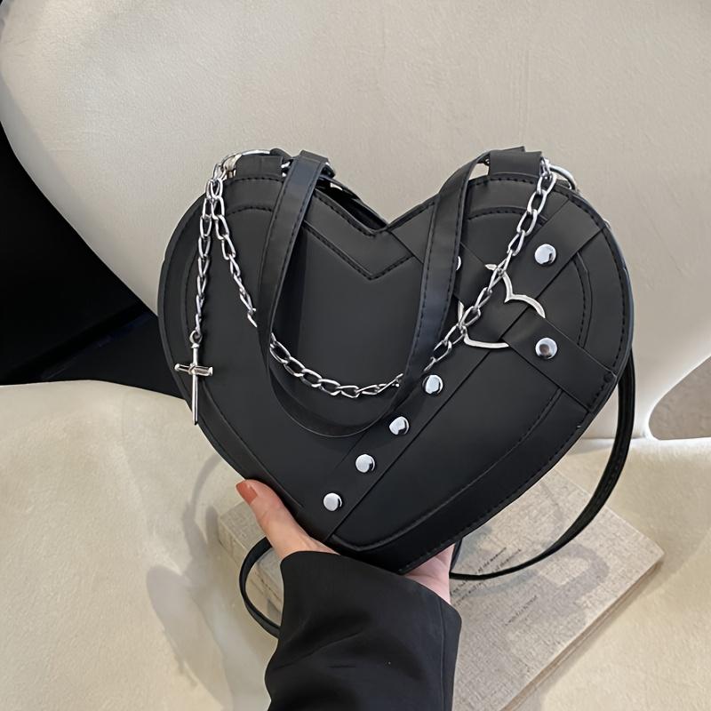 Heart-Shaped Bag with Punk Chain, Casual And Stylish, Perfect for Trendy