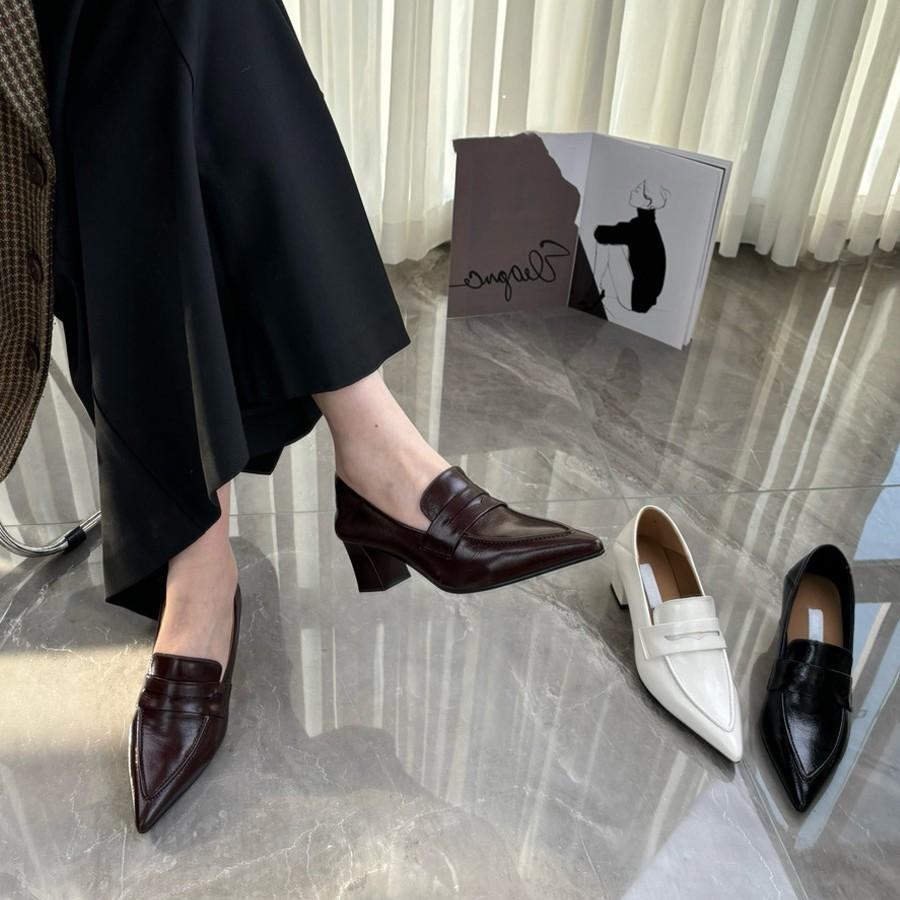 Cowhide Version~ Retro Pointed Thick Heel Small Leather Shoes Women's Commuting Temperament One-pedal Loafers French Single Shoes
