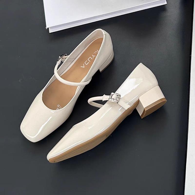 Pointed Toe Women Loafers Black Brown White Casual Mules Shoes Belt Buckle Shallow Slip On Low Flat Heeled Party Pumps Size 40