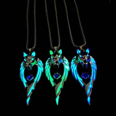 Lunar Glow Wolf Necklace Totem Wolf King Luminous Necklace Pendant Cool Retro Hip-Hop Street Style