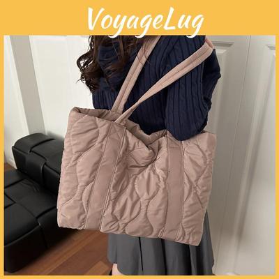 Street Style Quilted Tote Bag For Women Large Capacity With Zipper Closure For Daily Use