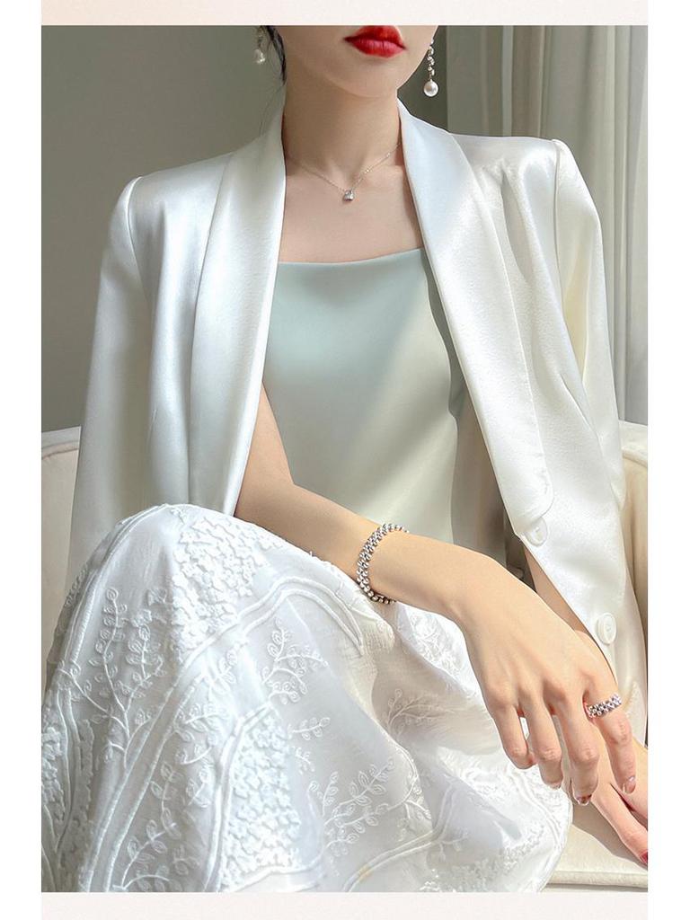 2025 Women's Plus Size White Satin Camisole: Elegant Faux Silk Back Detail