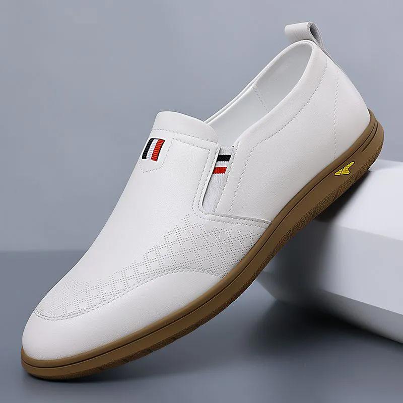

2024 new leather soft-soled white shoes men s fashion breathable beef tendon sole one pedal casual leather shoes versatile trendy shoes 38 белый