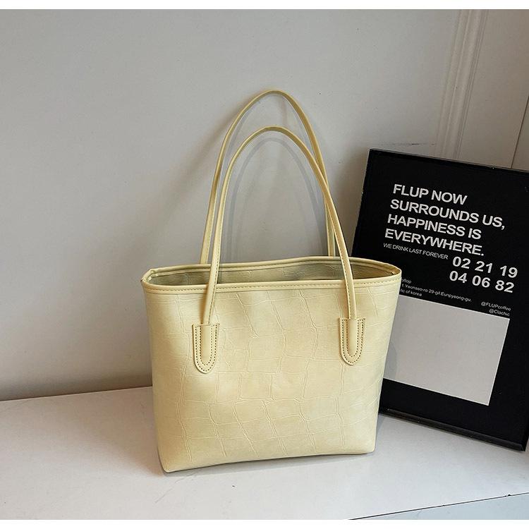 Leisure student soft surface large-capacity bag women's summer new high-end work commuter bag fashionable shoulder tote bag