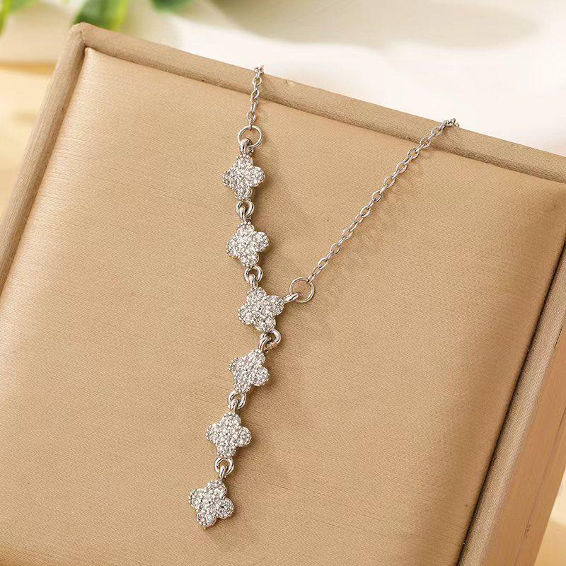 Women's Silver Titanium Steel Necklace with Micro-Inlaid Zircon - Elegant, Durable Clavicle Chain Jewelry