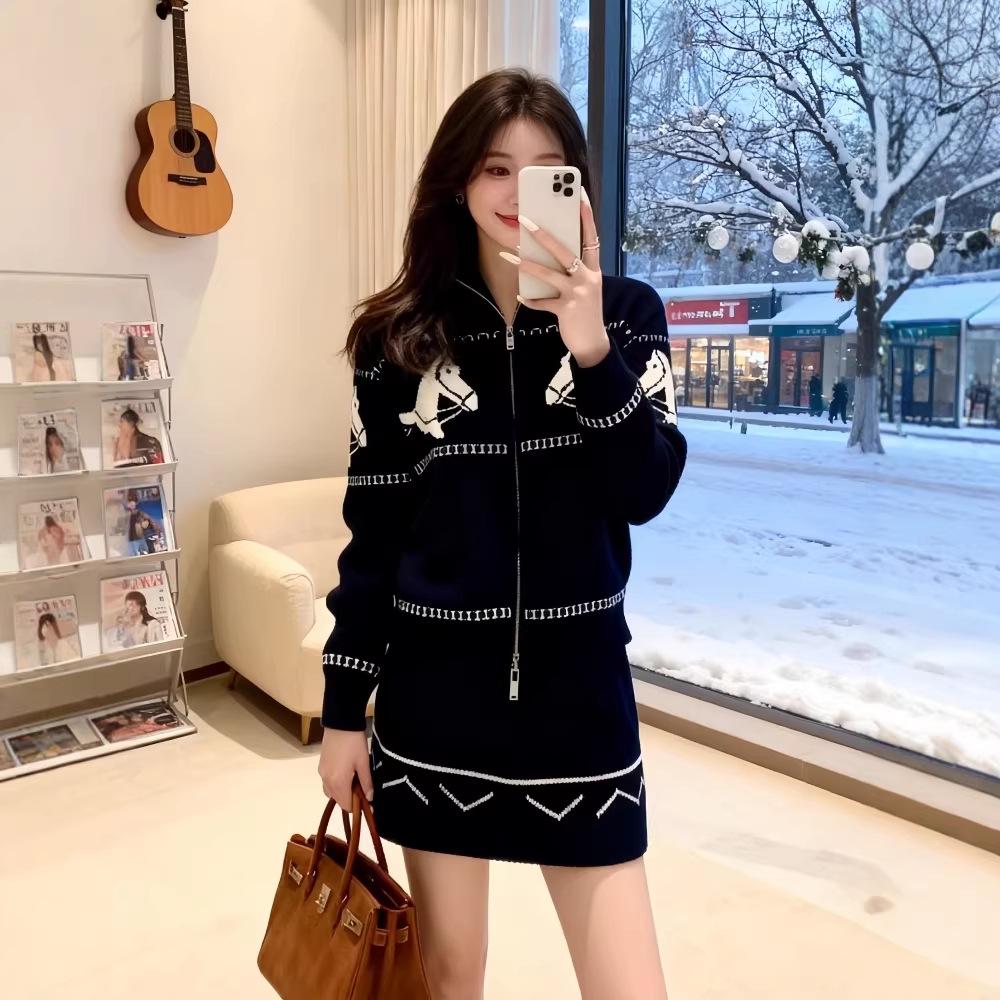 Petite Women's High-End Jacquard Knit Sweater and Skirt Set - Winter Two-Piece Outfit