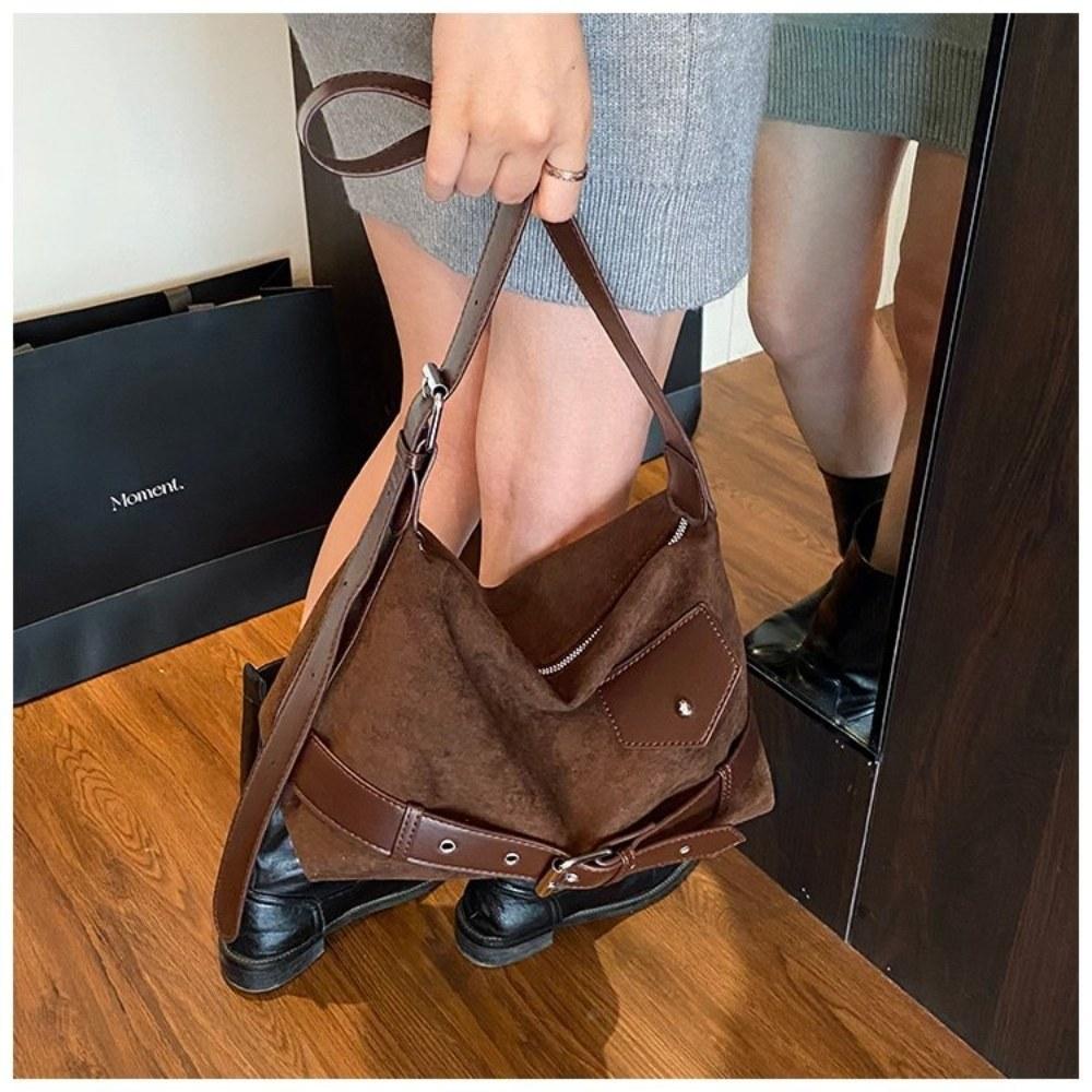 Women Soft Faux Leather Hobo Bag with Adjustable Shoulder Strap for Daily Commute