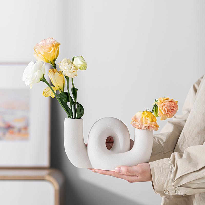 Special-Shaped Creative Small Mouth Flower Arrangement, Simple Ceramic Vase, High-End Home Desktop Decoration Ornament