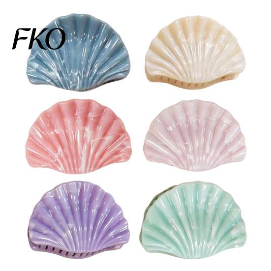 Shiny Shell Design Hair Clip Strong Grip Claw, Pearlescent Gradient Clip, Gentle Hold Lightweight Portable Accessories for Daily Wear