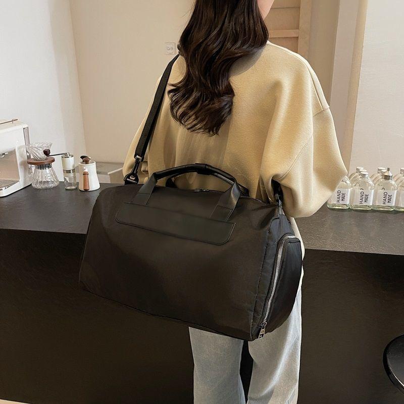 

Large Capacity Lightweight Swim & Travel Bag with Wet/Dry Compartments