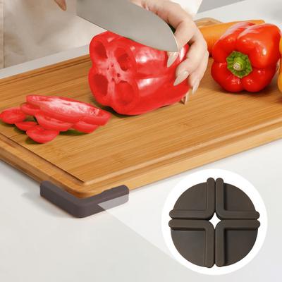 4 Pezzi Piedini per Taglieri in Silicone Prevenire Tagli Taglieri Antiscivolo Piedini