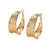 Nischenhaftes, übertriebenes Design, schlichte und kühle Ohrringe, temperamentvoll, goldene, hochwertige Doppelring-Ohrringe.