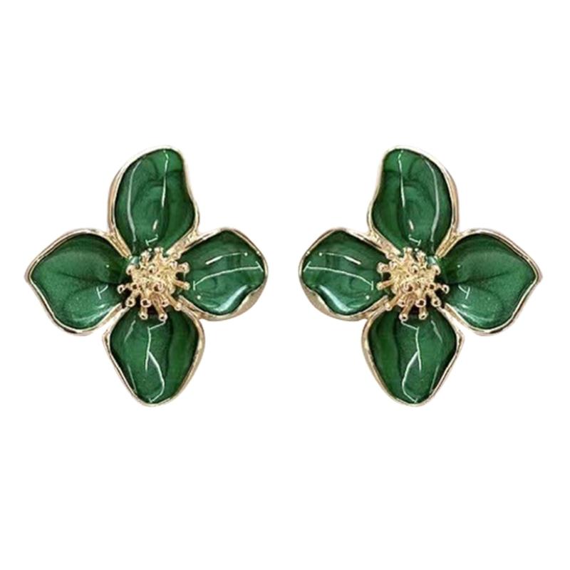 Elegant Hibiscus Designs Studs Earrings for Women Romance Korean Styles Vintage Charm Fashion Jewelry Accessory
