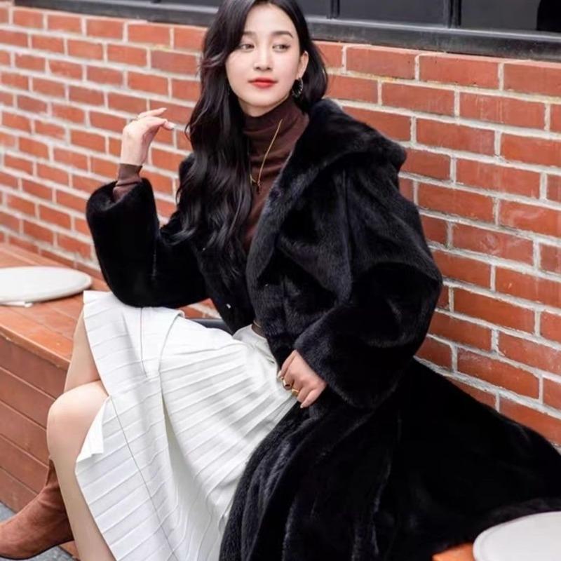 Winter new fur coat women's plus long knee loose hooded belt high feeling imitation mink coat