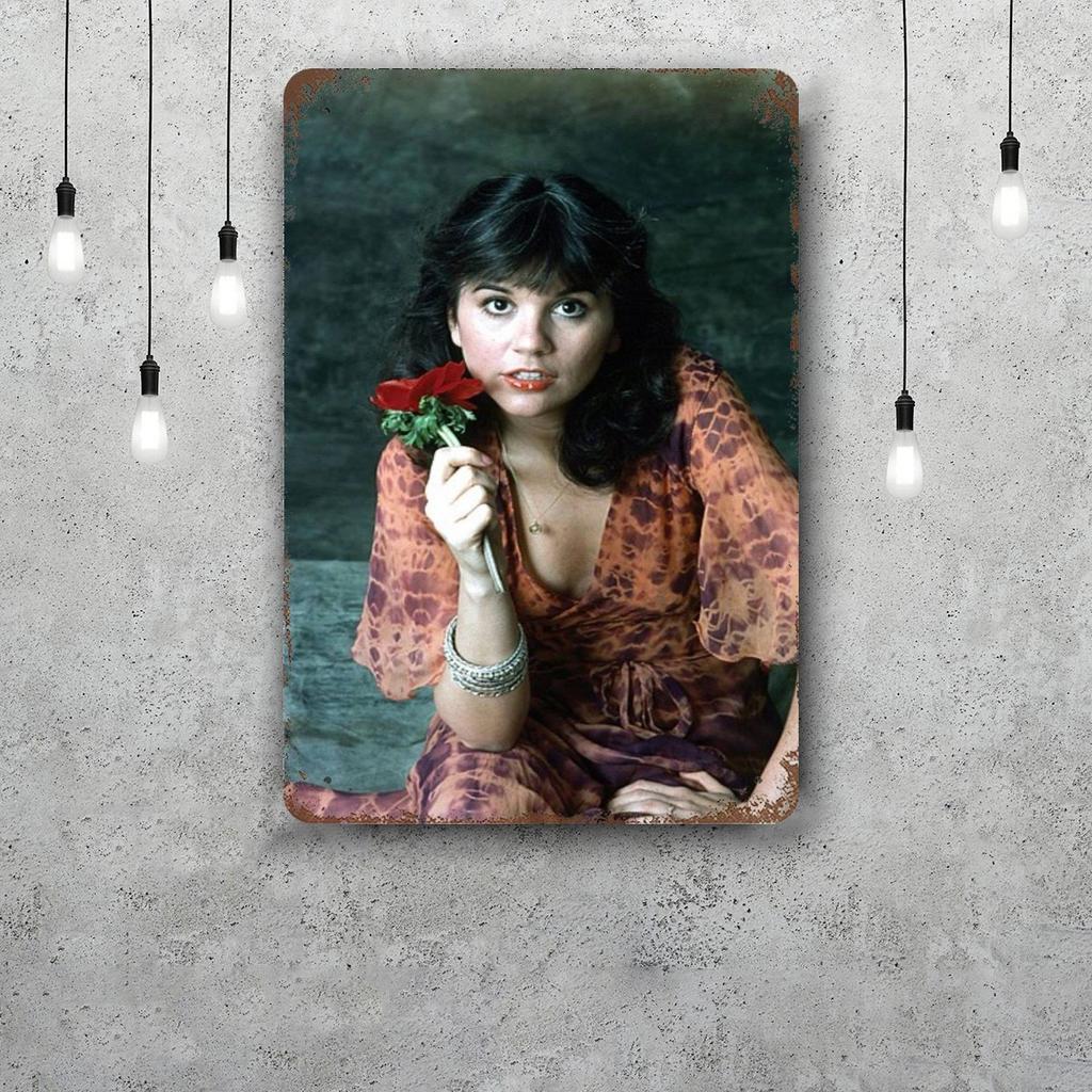 Linda Ronstadt Retro Vintage Tin Sign Poster Decorative Plaque Metal Plate Wall Decor