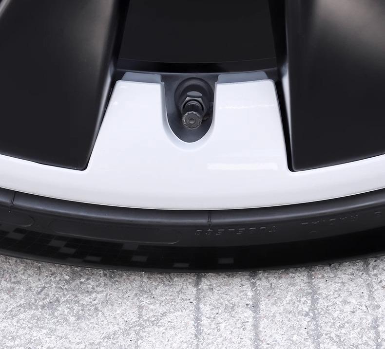 Capac Jantă Tesla Model Y 20" Cyclone – Accesoriu Protector Negru Mat