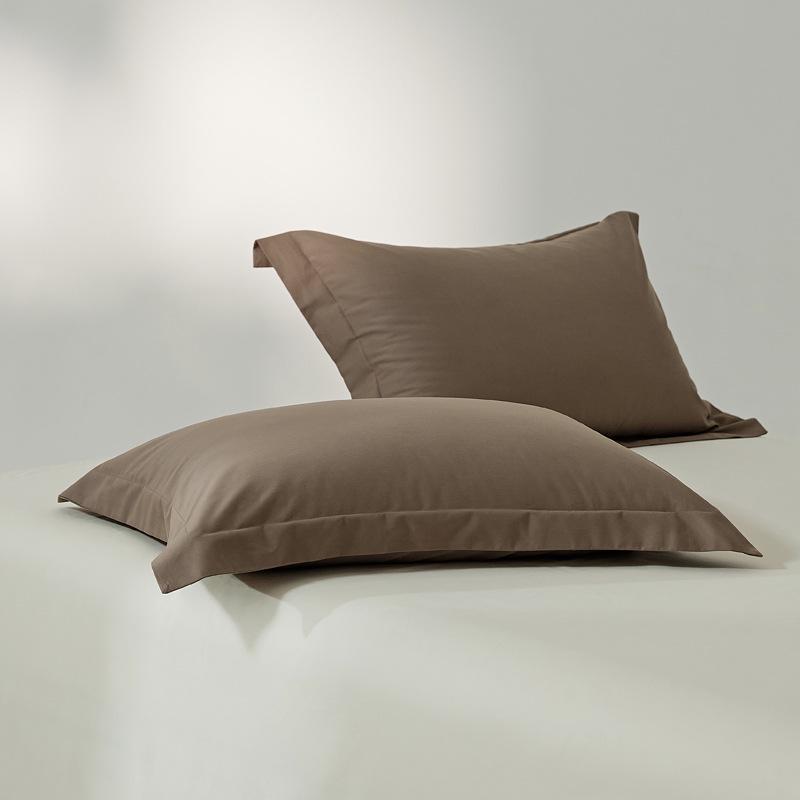 Set aus zwei Kissenbezügen aus gebürsteter langstapeliger Baumwolle - 100 Fadenzahl, Unifarbe, luxuriöses Gefühl