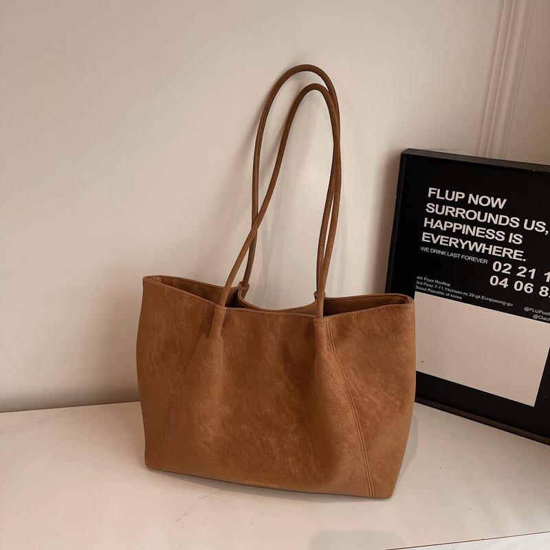 Winter new retro personalized shoulder large bag casual soft women's bag simple texture large capacity commuter bag
